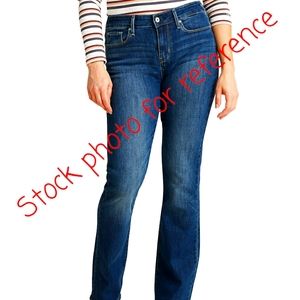 Levis 422 Womens Size  13 Boot Cut Blue Jeans